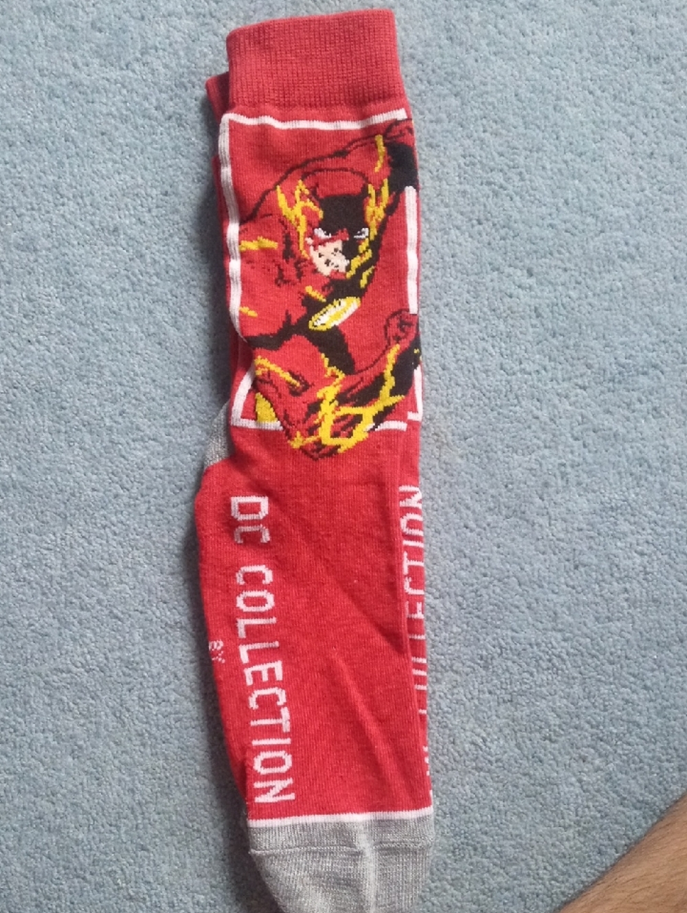 DC Comics The Flash Red Graphic Socks
